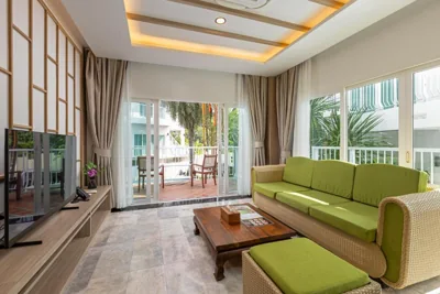 Junior Suite con una camera da letto — Phunawa Resort Phuket Karon Beach